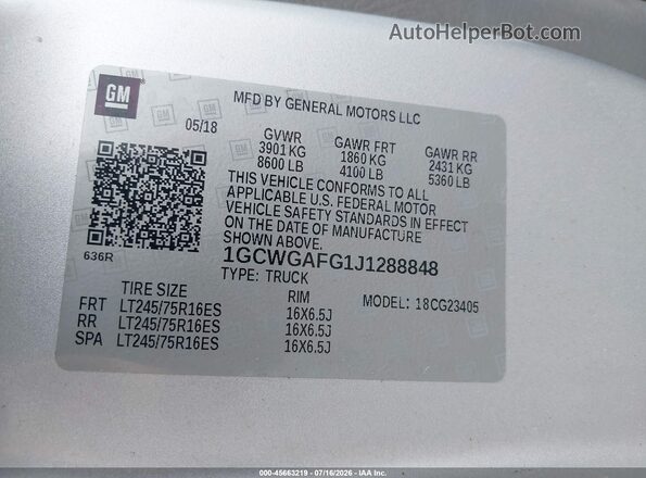 1GCWGAFG1J1288848 2018 CHEVROLET EXPRESS Silver Vista del compartimento del motor