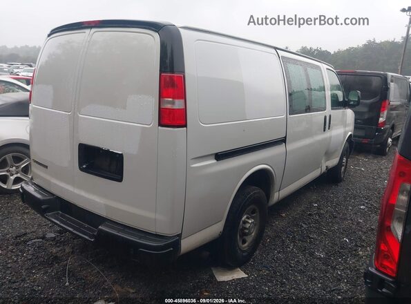 1GCWGAFG1L1253875 2020 CHEVROLET EXPRESS White Tył prawy