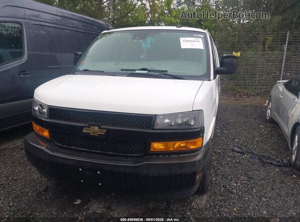 1GCWGAFG1L1253875 2020 CHEVROLET EXPRESS White Widok zestawu wskaźników