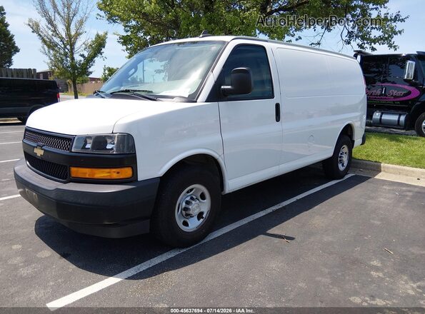 1GCWGAFG2J1276241 2018 CHEVROLET EXPRESS White Передня ліва чверть
