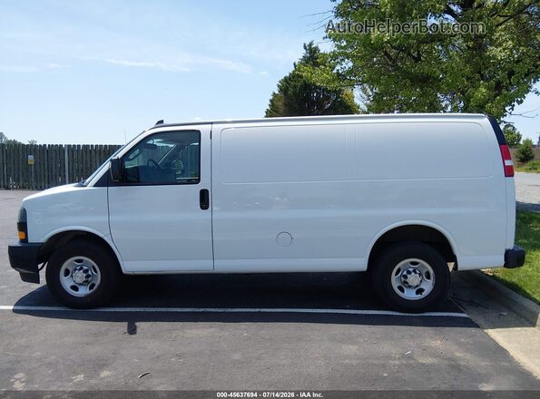1GCWGAFG2J1276241 2018 CHEVROLET EXPRESS White 