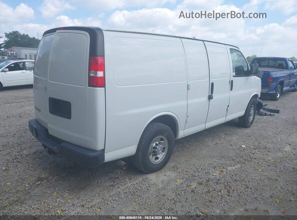 1GCWGAFG8K1272809 2019 CHEVROLET EXPRESS White Trasero derecho