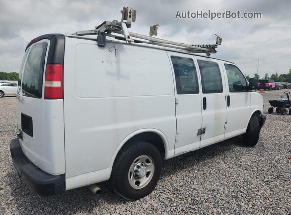 1GCWGAFP1J1197823 2018 CHEVROLET EXPRESS White Trasero derecho