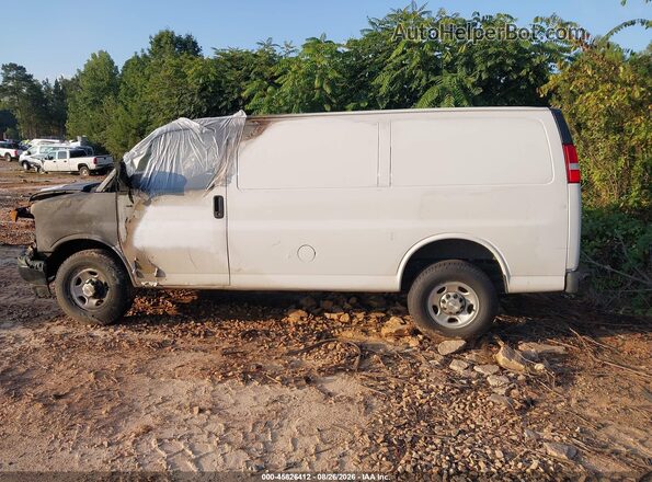 1GCWGAFP1M1254591 2021 CHEVROLET EXPRESS White Vista interior trasera