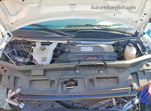 1GCWGAFP1R1250161 2024 CHEVROLET EXPRESS White ძრავის განყოფილების ხედი