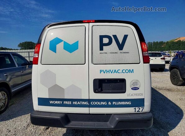 1GCWGAFP1R1250161 2024 CHEVROLET EXPRESS White უკანა ხედი