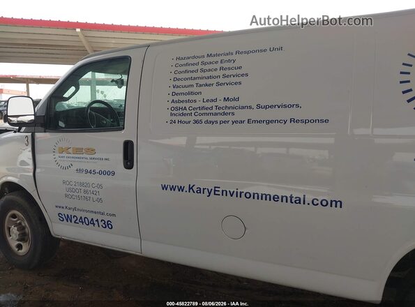 1GCWGAFP2N1202324 2022 CHEVROLET EXPRESS White Սալոնի 360 աստիճան տեսք