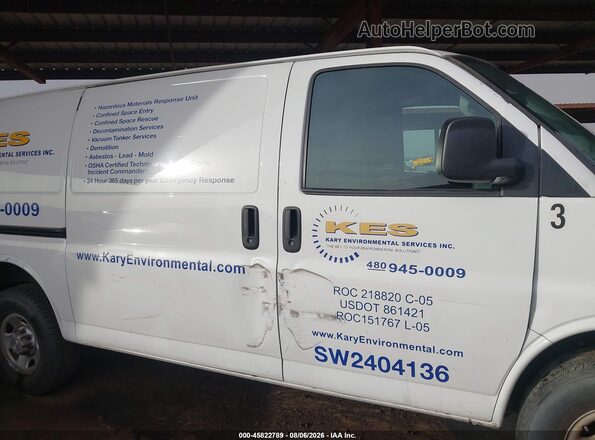 1GCWGAFP2N1202324 2022 CHEVROLET EXPRESS White Սալոնի հետևի տեսք