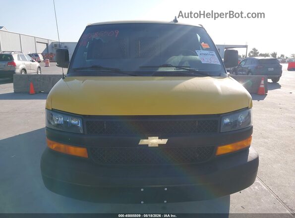 1GCWGAFP7M1245880 2021 CHEVROLET EXPRESS Yellow Սարքավորումների վահանակի տեսք