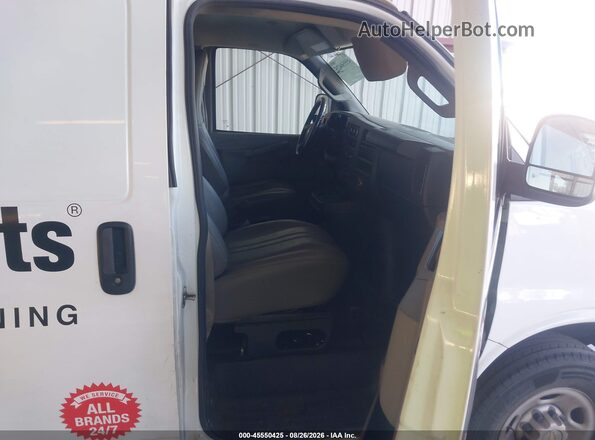 1GCWGAFP9N1138802 2022 CHEVROLET EXPRESS White Vista interior delantera
