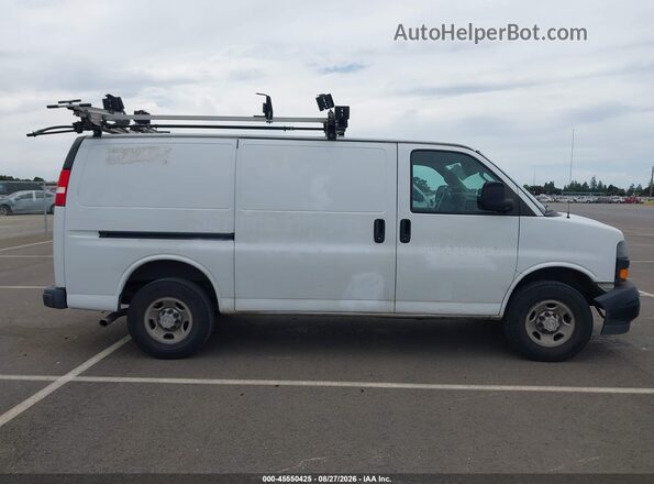 1GCWGAFP9N1138802 2022 CHEVROLET EXPRESS White Vista interior trasera