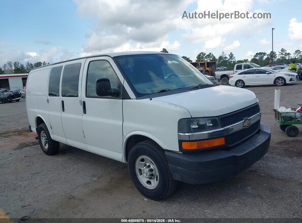 1GCWGAFPXK1332556 2019 CHEVROLET EXPRESS White 