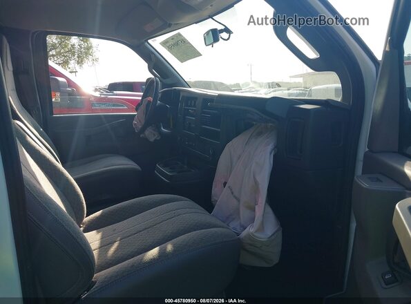 1GCWGAFPXR1292523 2024 CHEVROLET EXPRESS White Front interior view