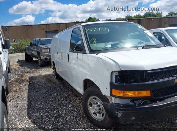 1GCWGBFP7S1134815 2025 CHEVROLET EXPRESS White უკანა სალონის ხედი