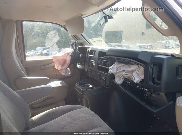 1GCZGGFG1K1219448 2019 CHEVROLET EXPRESS White Vista interior delantera