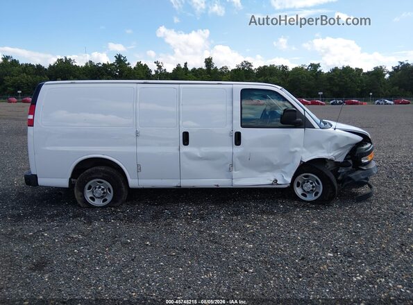 1GCZGGFP2L1146477 2020 CHEVROLET EXPRESS White Vista interior trasera