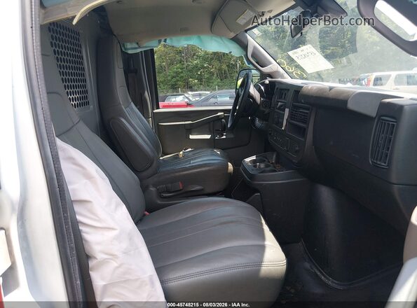1GCZGGFP2L1146477 2020 CHEVROLET EXPRESS White Vista interior delantera