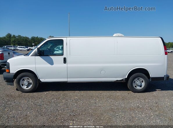1GCZGHFF4H1314625 2017 CHEVROLET EXPRESS White 