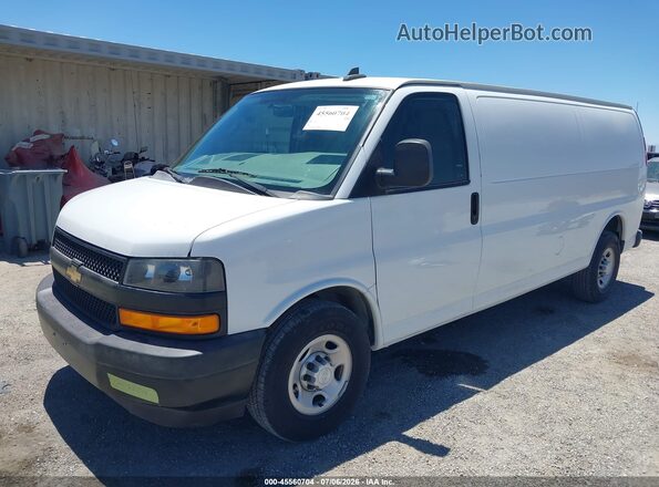 1GCZGHFG8J1316859 2018 CHEVROLET EXPRESS Белый Передняя левая четверть