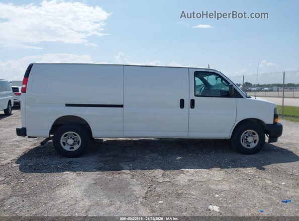 1GCZGHFG9J1300685 2018 CHEVROLET EXPRESS White Панорамний вид салону 360°