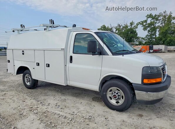 1GD07RF75S1190195 2025 GMC SAVANA White Առջևի աջ