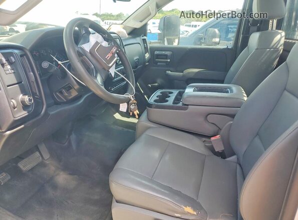 1GD31VCGXHF157622 2017 GMC SIERRA White წინა სალონის ხედი
