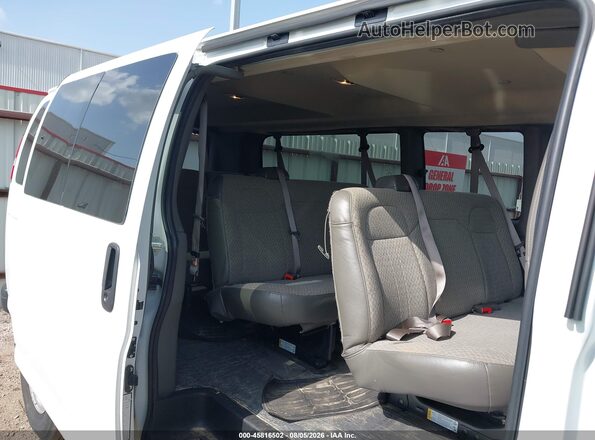 1GJZ7PFP0S1214167 2025 GMC SAVANA PASSENGER White Вид наклейки з VIN-кодом