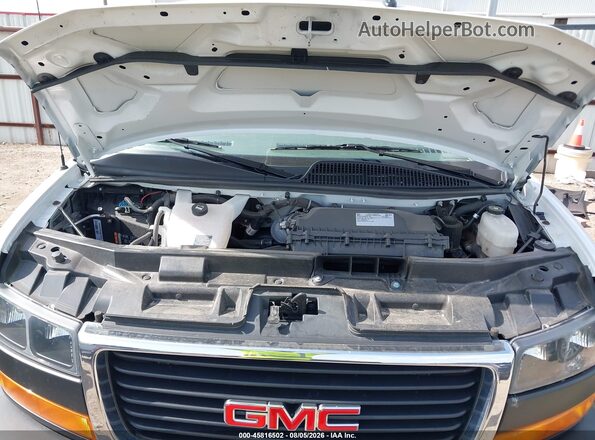 1GJZ7PFP0S1214167 2025 GMC SAVANA PASSENGER White Вид ззаду