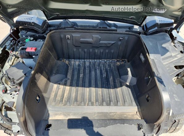 1GKB0RDC7RU100379 2024 GMC HUMMER Gray უკანა სალონის ხედი