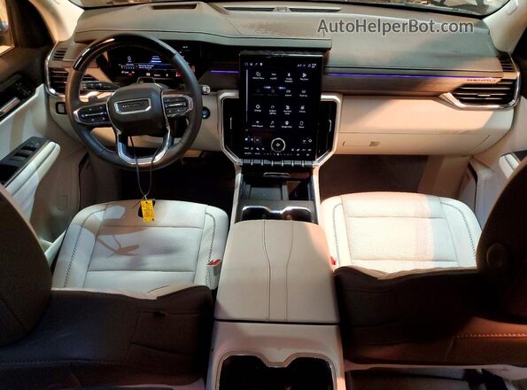 1GKENLKS9TJ219971 2026 GMC ACADIA Silver Widok deski rozdzielczej