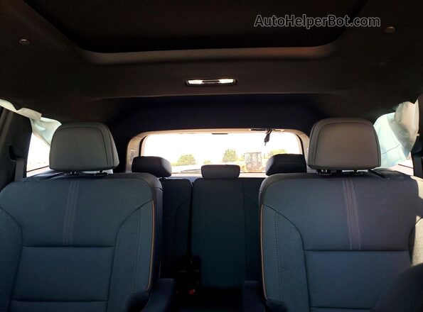 1GKENPKS2TJ278853 2026 GMC ACADIA Silver Вид задніх сидінь