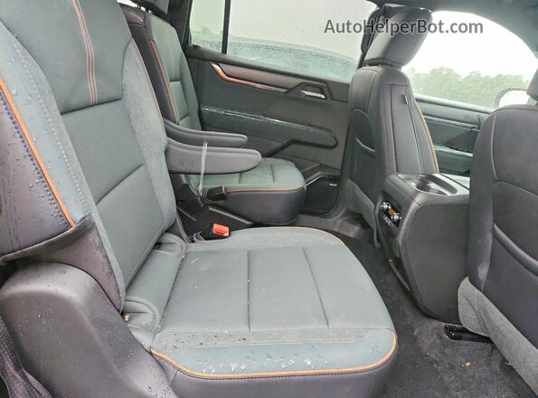 1GKENPRSXSJ185938 2025 GMC ACADIA Silver Widok wnętrza z tyłu