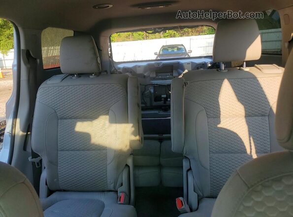1GKKNLLS0HZ316258 2017 GMC ACADIA Gray Widok tylnych siedzeń