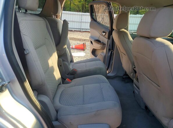 1GKKNLLS0HZ316258 2017 GMC ACADIA Gray Widok wnętrza z tyłu