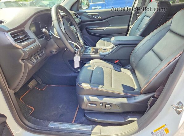 1GKKNLLS8PZ219954 2023 GMC ACADIA Белый Вид салона спереди