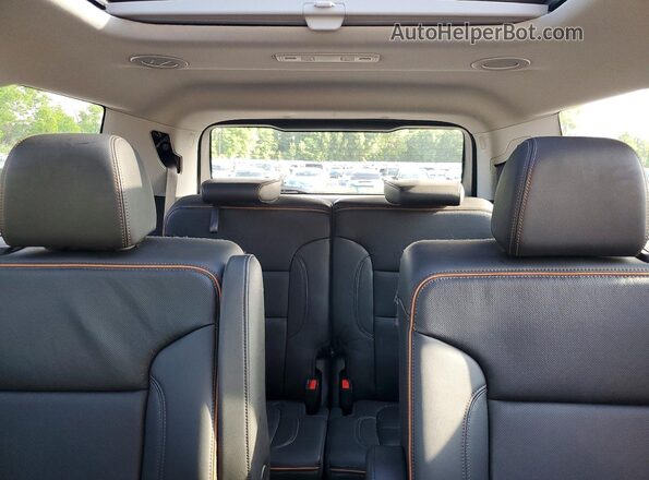 1GKKNLLS8PZ219954 2023 GMC ACADIA Белый Вид задних сидений