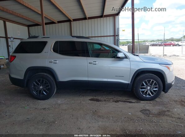 1GKKNMLS4KZ272018 2019 GMC ACADIA Silver Widok wnętrza z tyłu