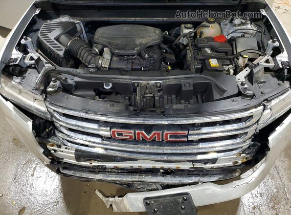 1GKKNRLS2LZ162597 2020 GMC ACADIA Silver Vista del compartimento del motor