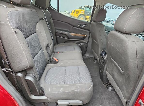 1GKKNRLS5LZ211548 2020 GMC ACADIA Red Widok wnętrza z tyłu