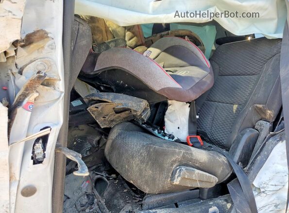 1GKKNSLS2KZ268991 2019 GMC ACADIA White Widok tylnych siedzeń