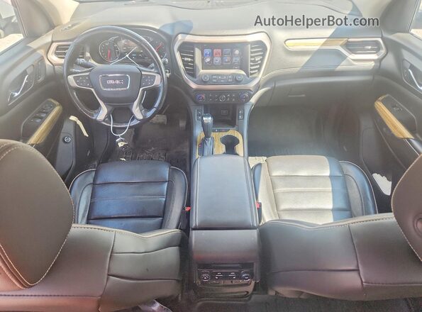1GKKNXLS4HZ255102 2017 GMC ACADIA Silver Widok deski rozdzielczej