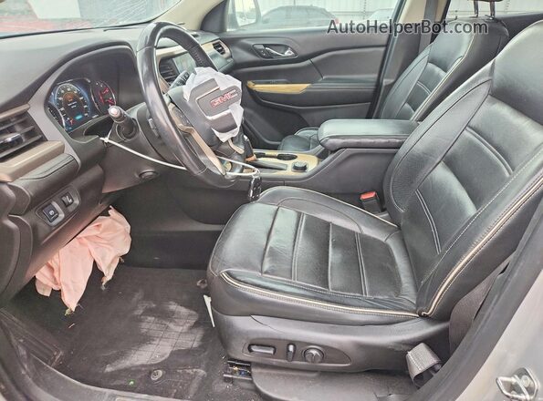 1GKKNXLS4HZ285152 2017 GMC ACADIA Silver Front interior view