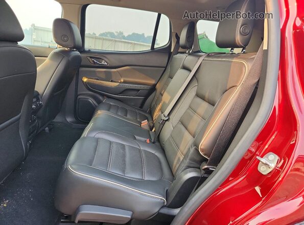 1GKKNXLS5HZ290800 2017 GMC ACADIA Red Вид задньої частини салону