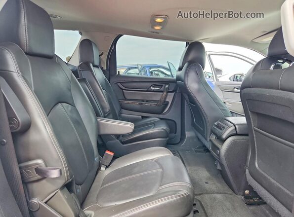 1GKKRSKD2HJ203444 2017 GMC ACADIA Белый Вид задней части салона