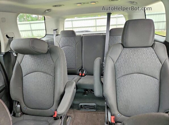 1GKKVPKD5GJ243413 2016 GMC ACADIA Silver Հետևի նստատեղերի տեսք
