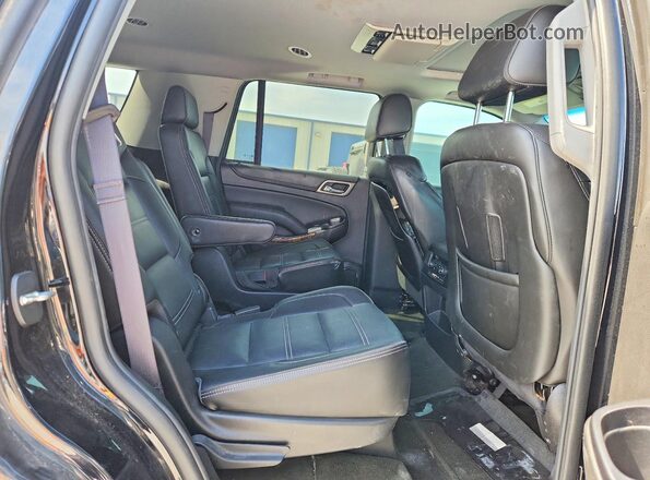 1GKS1CKJ7GR182061 2016 GMC YUKON Black Widok wnętrza z tyłu