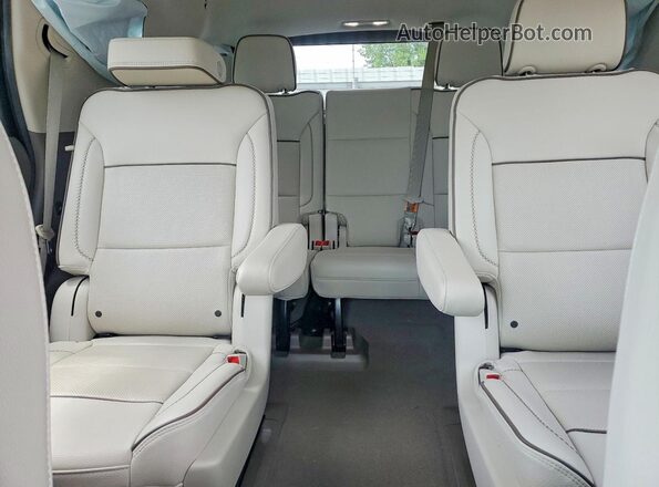 1GKS1DKL7RR221127 2024 GMC YUKON Black Widok tylnych siedzeń