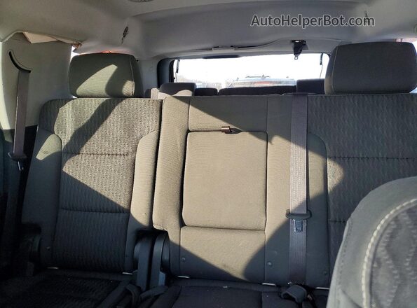 1GKS2AKC5GR106485 2016 GMC YUKON Gold Rear seats view