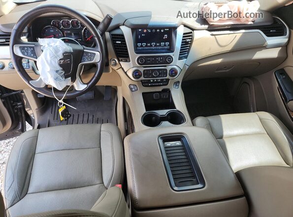 1GKS2BKCXGR105676 2016 GMC YUKON Charcoal Vista del salpicadero