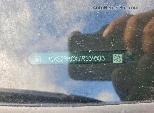 1GKS2BKCXJR339503 2018 GMC YUKON Red Սալոնի 360 աստիճան տեսք